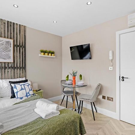 哈姆斯沃思Boutique Heathrow Studio'S - Parking - Garden公寓 外观 照片