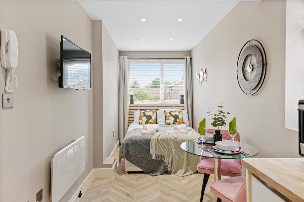 哈姆斯沃思Boutique Heathrow Studio'S - Parking - Garden公寓 外观 照片