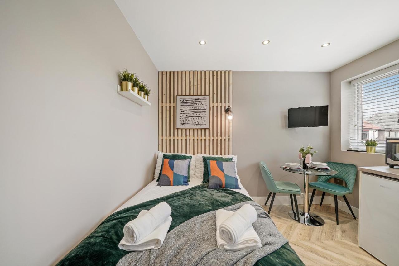 哈姆斯沃思Boutique Heathrow Studio'S - Parking - Garden公寓 外观 照片